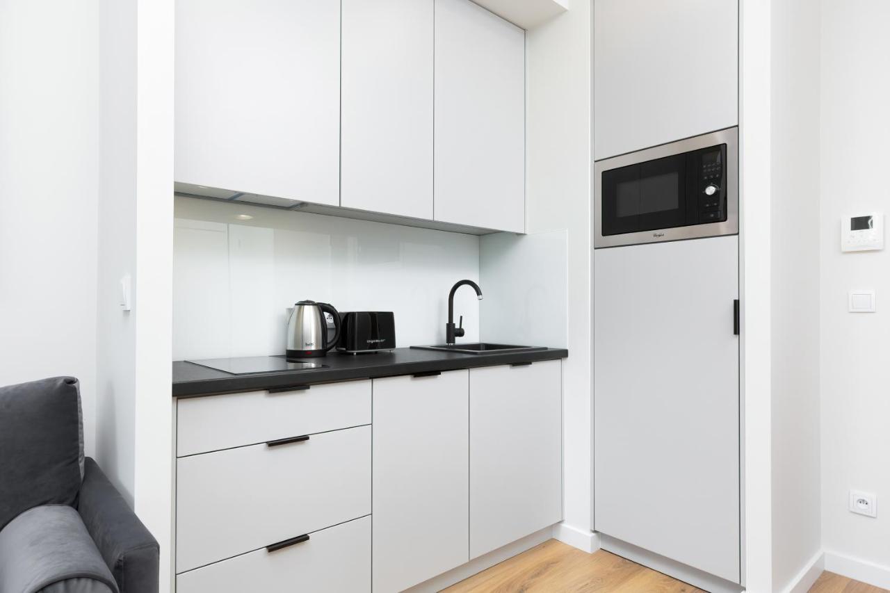 Apartments Business Center Wola Ordona By Renters Varsovia Exterior foto